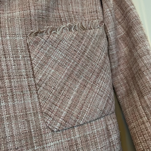 BCBG Maxazria XXS cropped blazer with fringed details and pockets - Picture 2 of 7